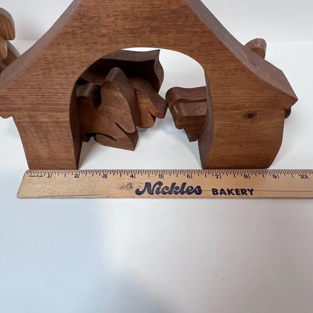 Handmade Wooden 17 Piece Nativity Primitive Wisemen‎ Animals Mary Joseph Barn